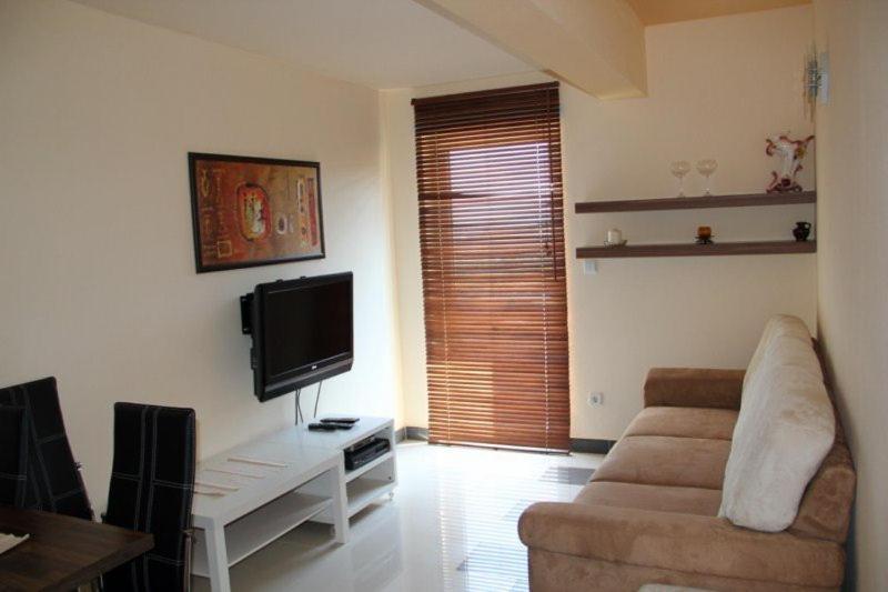 Apartments Villa Lora Kraj  Bagian luar foto