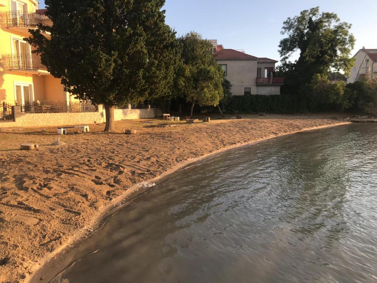 Apartments Villa Lora Kraj  Bagian luar foto