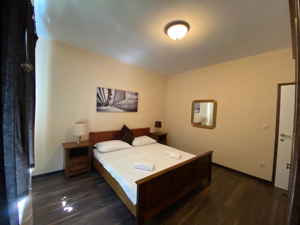 Apartments Villa Lora Kraj  Bagian luar foto
